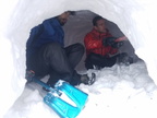2022-02-19 to 20: Snow cave: Minaret Road